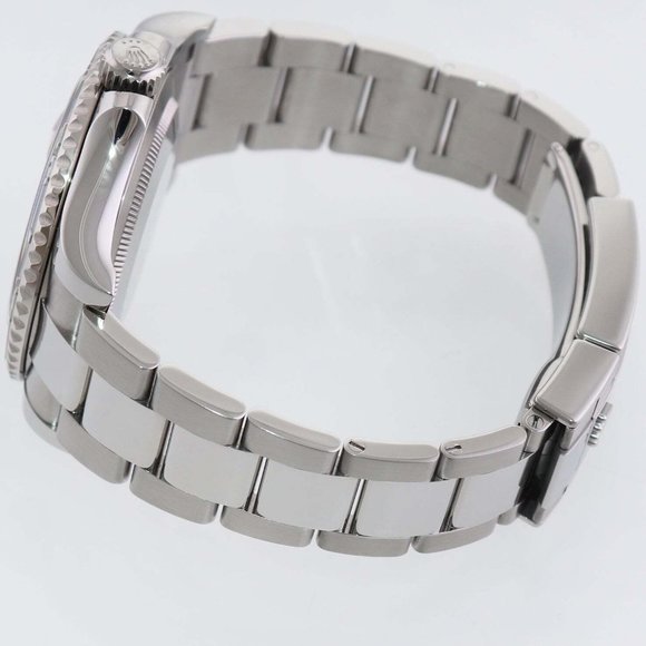 MINT! Rolex Yacht Master Men's 40mm w/ Box and Hang tag!!! - Picture 3 of 8